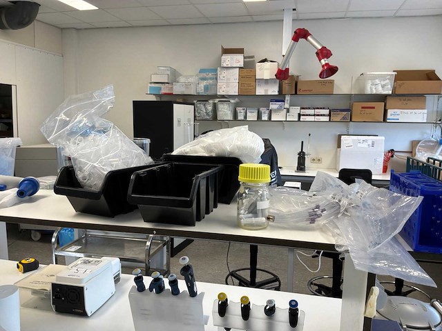 Partij laboratoriumverbruiksartikelen en disposables - afbeelding 15 van  27