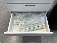 Partij laboratoriumverbruiksartikelen en disposables - afbeelding 19 van  27