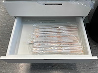 Partij laboratoriumverbruiksartikelen en disposables - afbeelding 20 van  27