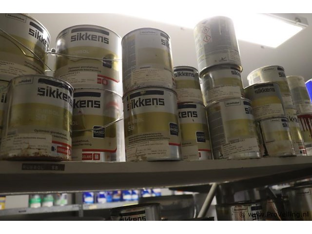 Partij lakverf, diverse soorten en merken o.a. sikkens, wijzonol & sigma - afbeelding 2 van  16
