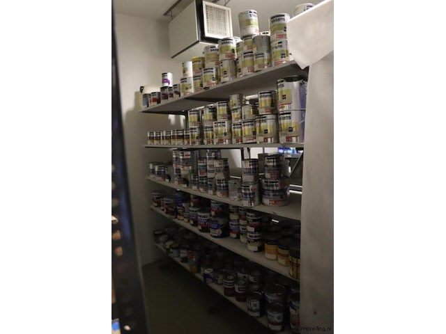 Partij lakverf, diverse soorten en merken o.a. sikkens, wijzonol & sigma - afbeelding 1 van  16