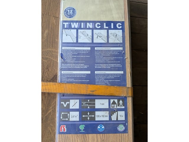 Partij laminaat districlic, twinclic - afbeelding 4 van  7