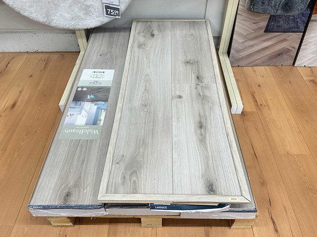 Partij laminaat op 5 pallets - afbeelding 5 van  5