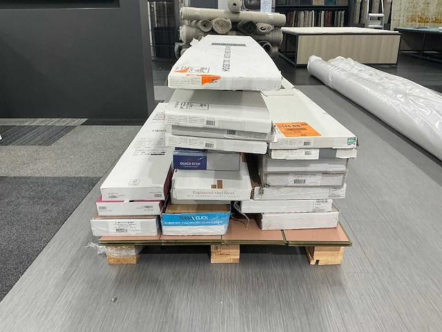 Partij laminaat/pvc vloeren - afbeelding 6 van  6