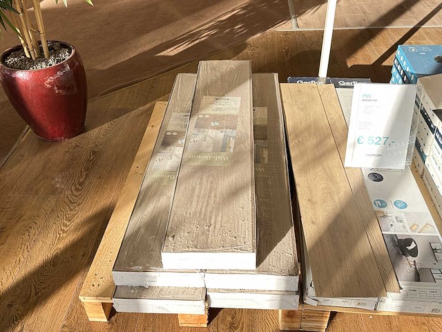 Partij laminaatvloer - afbeelding 7 van  11