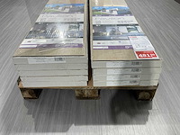 Partij laminaatvloer - afbeelding 2 van  3