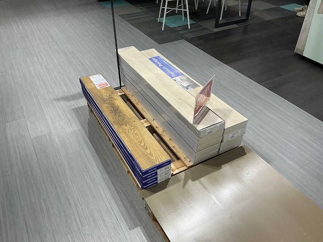 Partij laminaatvloer - afbeelding 3 van  3