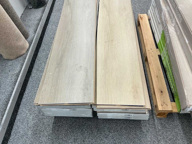 Partij laminaatvloeren - afbeelding 5 van  6