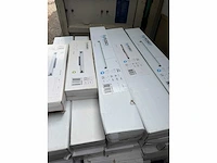 Partij lampen 38 pallets - afbeelding 22 van  41