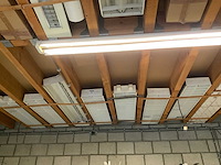 Partij lampen en armaturen - afbeelding 3 van  6