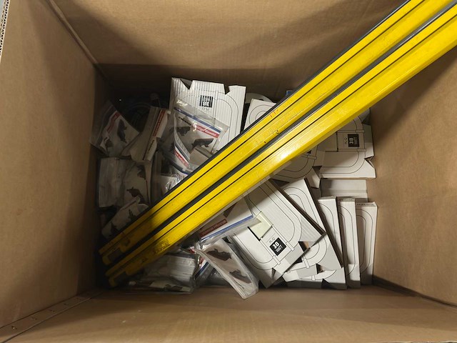 Partij lampen & lichtgordijn & accessoires - afbeelding 2 van  5