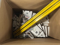 Partij lampen & lichtgordijn & accessoires - afbeelding 2 van  5