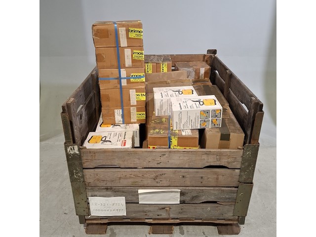 Partij lampen, , o.a. nissen - afbeelding 1 van  6