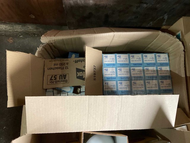 Partij lampen - afbeelding 18 van  27