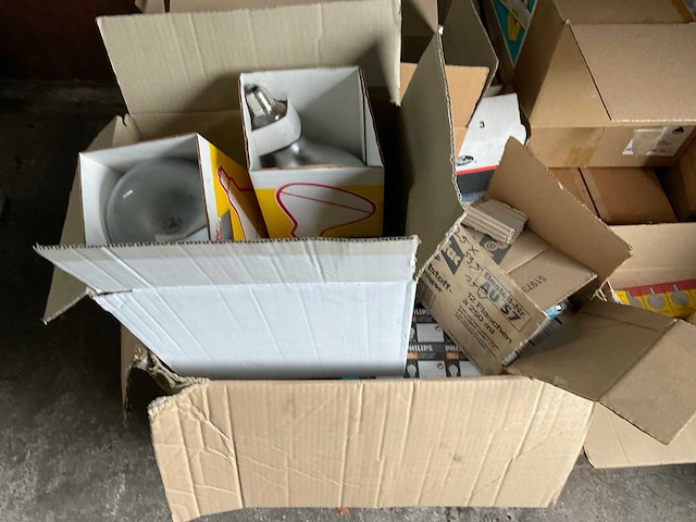 Partij lampen - afbeelding 20 van  27