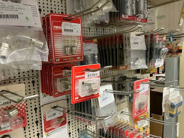 Partij lampen - afbeelding 10 van  24