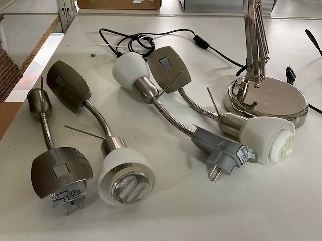 Partij lampen - afbeelding 2 van  8