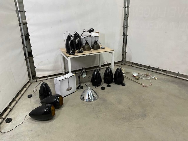 Partij lampen - afbeelding 1 van  6