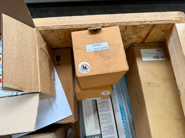 Partij lampen - afbeelding 7 van  12