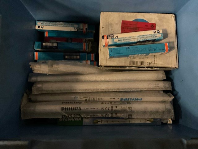 Partij lampen - afbeelding 2 van  7