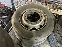 Partij landbouw- en industrie banden (circa 50 stuks) - afbeelding 21 van  29