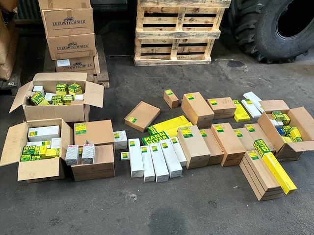 Partij landbouw agrarische filters - afbeelding 1 van  11