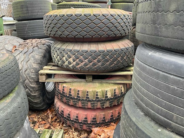 Partij landbouw wielen - afbeelding 7 van  12