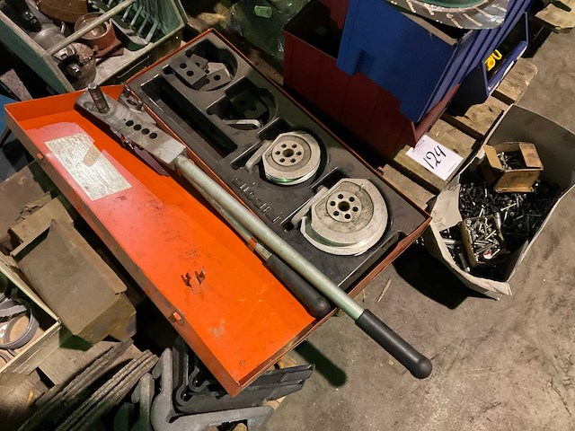 Partij landbouwmachine onderdelen en gereedschap - afbeelding 2 van  6