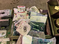 Partij landbouwmachine onderdelen - afbeelding 2 van  6