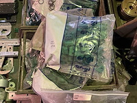 Partij landbouwmachine onderdelen - afbeelding 3 van  6