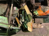 Partij landbouwmachine onderdelen - afbeelding 4 van  6