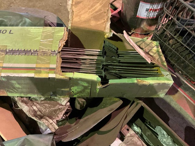 Partij landbouwmachine onderdelen - afbeelding 5 van  5