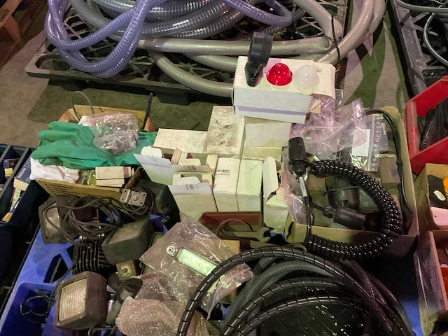 Partij landbouwmachine onderdelen - afbeelding 3 van  3