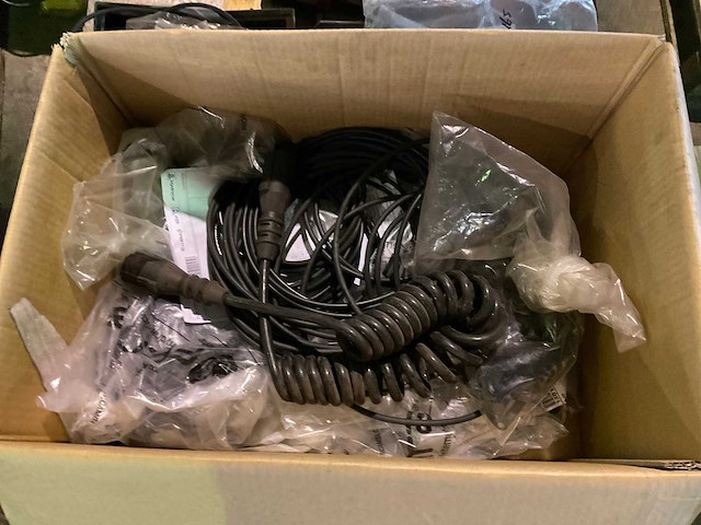 Partij landbouwmachine onderdelen - afbeelding 2 van  6