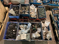 Partij landbouwmachine onderdelen - afbeelding 1 van  4