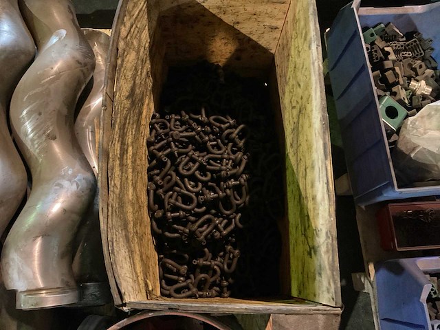 Partij landbouwmachine onderdelen - afbeelding 3 van  6