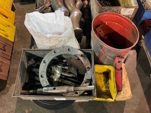 Partij landbouwmachine onderdelen - afbeelding 5 van  6