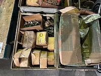 Partij landbouwmachine onderdelen - afbeelding 2 van  7