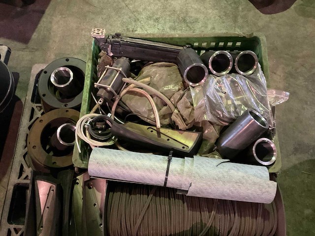 Partij landbouwmachine onderdelen - afbeelding 4 van  4