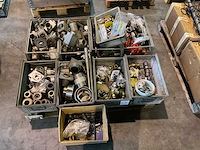 Partij landbouwmachine onderdelen - afbeelding 1 van  6