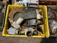 Partij landbouwmachine onderdelen - afbeelding 2 van  4