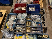 Partij landbouwmachine onderdelen - afbeelding 4 van  6