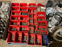 Partij landbouwmachine onderdelen - afbeelding 1 van  5