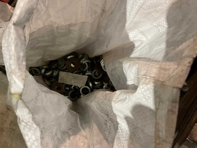 Partij landbouwmachine onderdelen - afbeelding 4 van  7