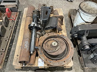 Partij landbouwmachine onderdelen - afbeelding 1 van  2