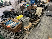 Partij landbouwmachine toebehoren en gereedschap - afbeelding 1 van  11