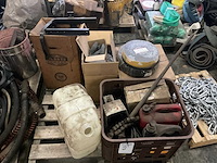 Partij landbouwmachine toebehoren en gereedschap - afbeelding 10 van  11