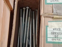 Partij lange bouten - afbeelding 5 van  5