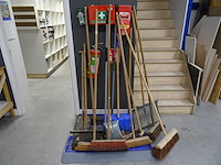 Partij langsteelgereedschap - afbeelding 1 van  1