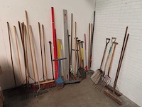 Partij langsteelgereedschap - afbeelding 1 van  6